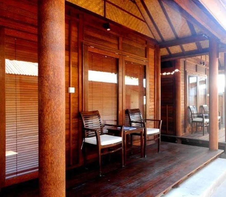 Drupadi Bungalows กีลีตราวางัน ภายนอก รูปภาพ