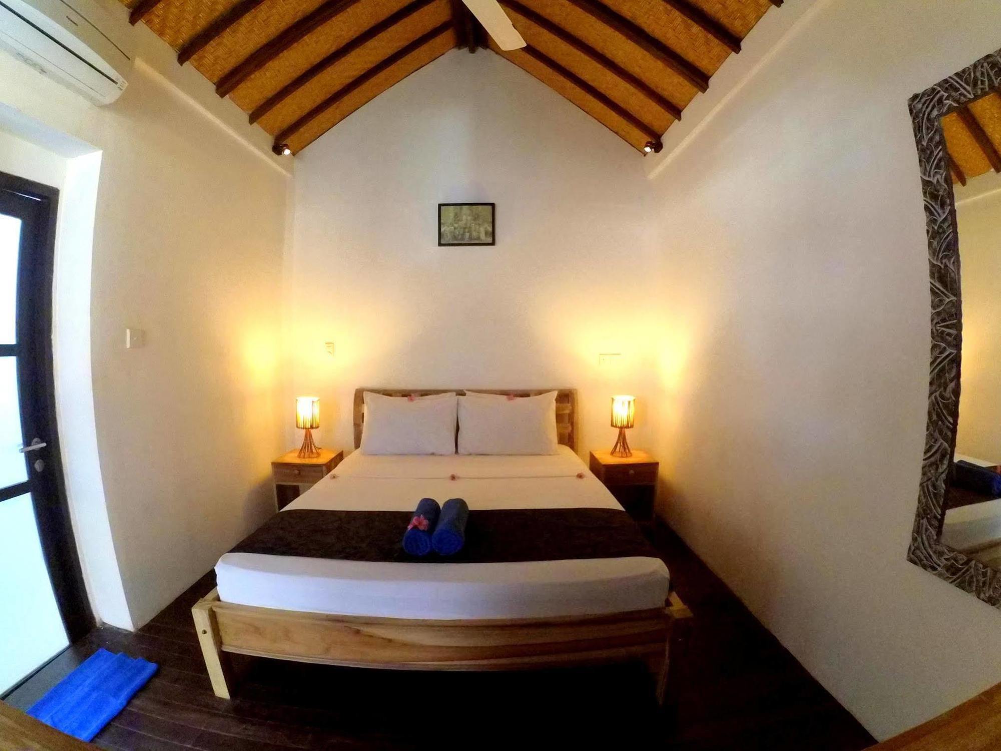 Drupadi Bungalows กีลีตราวางัน ภายนอก รูปภาพ