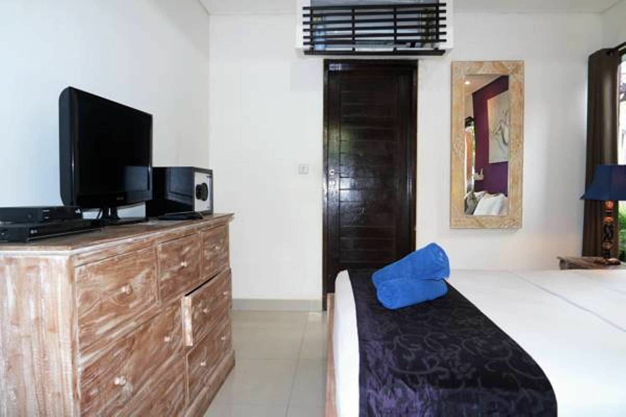 Drupadi Bungalows กีลีตราวางัน ภายนอก รูปภาพ